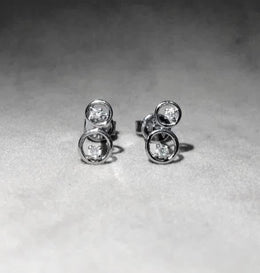 18ct White Gold Diamond Earrings TDW 0.06ct