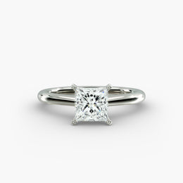 Delicate Engagement Ring in Platinum
