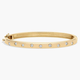 7.25-Inch Scattered Diamond Bangle Bracelet in 18ct Yellow Gold