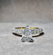 18ct Yellow Gold White Gold Natural Diamond Pear 0.70ct E/SI2 Ladies Engagement Ring GIA