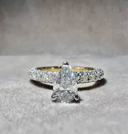 18ct Yellow Gold White Gold Natural Diamond Pear 0.70ct E/SI2 Ladies Engagement Ring GIA