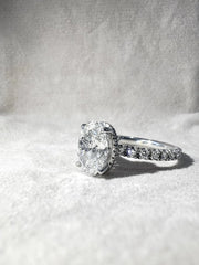 18k White Gold 2.50ct F/VS1 Oval Lab Grown Diamond Engagement Ring